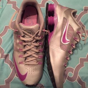 Nike shox